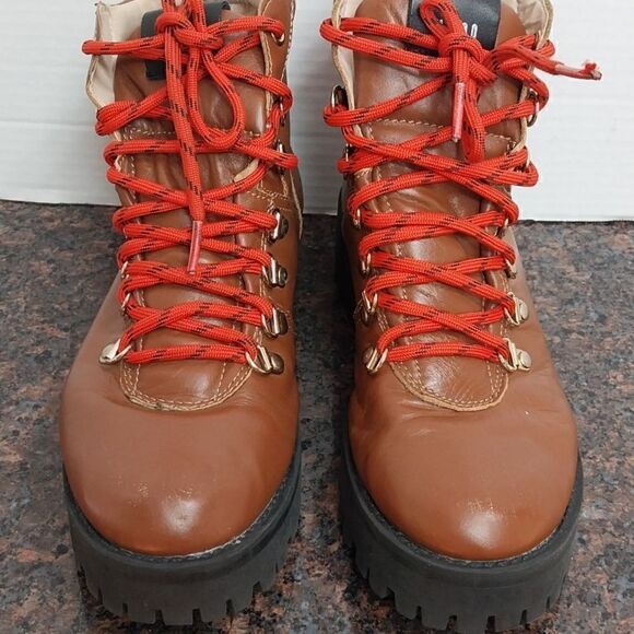 Steve Madden Chunky  Leatherr Platform Boots...Size 7M - Picture 2 of 7